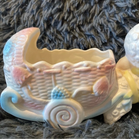 Vintage Baby Lamb with Carriage/Baby Buggy Planter - Picture 5 of 10